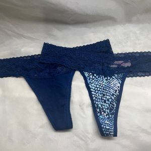 VICTORIA SECRET Vintage Lace /Cotton Thong Small